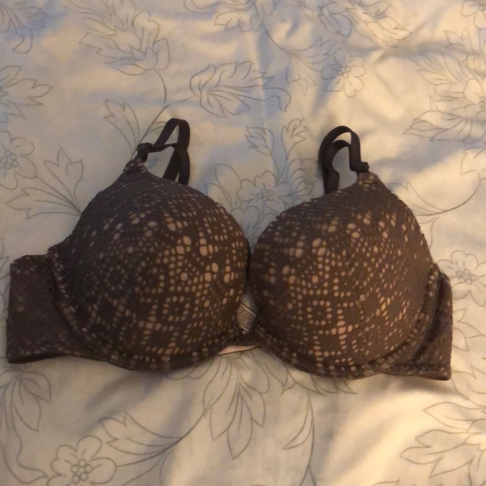 Victoria’s Secret T-Shirt Push Up Bra